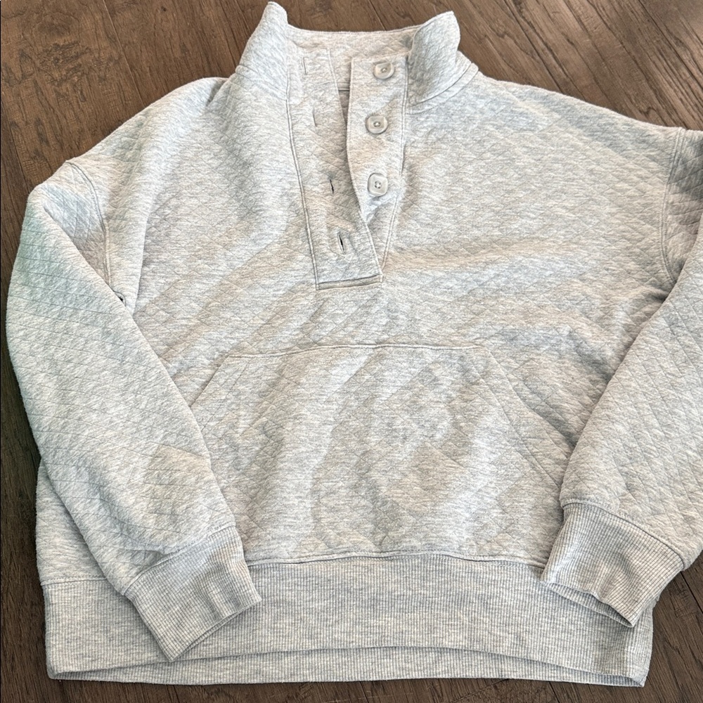 Stars Above Sweatshirt grey button waffled size small